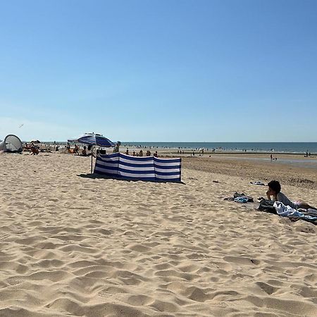 Oostende Studio Royal Ascot Q7 Met Terras En Zeezicht Op Toplocatie 외부 사진